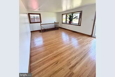 2121 N Lee Lane, Aston, PA 19014 - Photo 8
