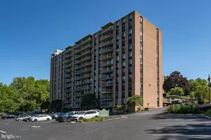 801 Yale Ave, Swarthmore, PA 19081 - Photo 2