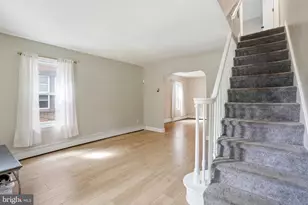241 Fairview Rd, Crum Lynne, PA 19022 - Photo 4