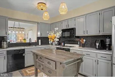 420 Cedarcrest Lane, Upper Chichester, PA 19014 - Photo 10