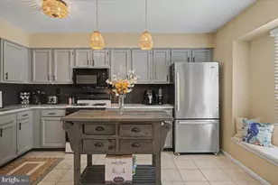 420 Cedar Crest Ln, Upper Chichester, PA 19014 - Photo 8