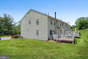 420 Cedar Crest Ln, Upper Chichester, PA 19014 - Photo 22