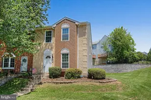 420 Cedar Crest Ln, Upper Chichester, PA 19014 - Photo 1