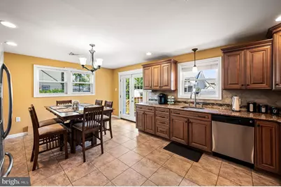 516 Evergreen Avenue, Folsom, PA 19033 - Photo 8