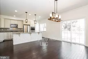 19 Skylar Cir, Media, PA 19063 - Photo 2