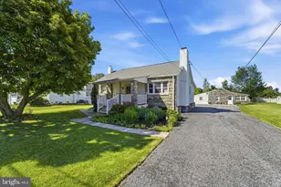 4836 Greenwood St, Brookhaven, PA 19015 - Photo 1