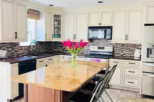 952 Valleybrook Rd, Garnet Valley, PA 19060 - Photo 8