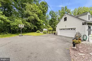2993 N Providence Rd, Media, PA 19063 - Photo 30