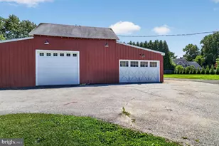 1137 Naamans Creek Rd, Garnet Valley, PA 19060 - Photo 2