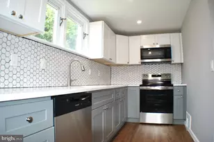 512 S 2nd St, Darby, PA 19023 - Photo 8