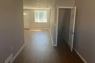 512 S 2nd St, Darby, PA 19023 - Photo 6