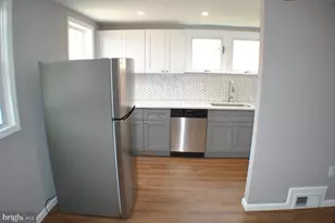 512 S 2nd St, Darby, PA 19023 - Photo 10