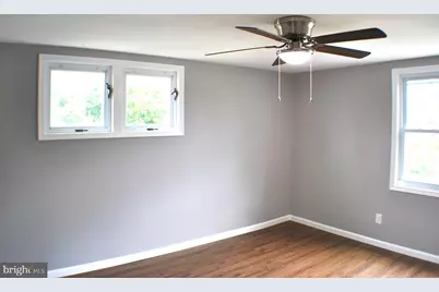 512 S 2nd Street, Darby, PA 19023 - Photo 12