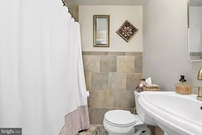 514 Edgewood Avenue, Folsom, PA 19033 - Photo 16