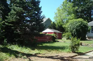 810 Bartram Ave, Darby, PA 19023 - Photo 6