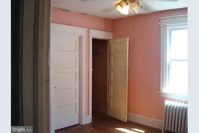 810 Bartram Avenue, Darby, PA 19023 - Photo 12