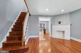 7046 Clover Ln, Upper Darby, PA 19082 - Photo 4