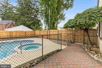 2747 Springhill Road, Secane, PA 19018 - Photo 40