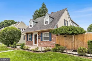 2747 Springhill Rd, Secane, PA 19018 - Photo 2