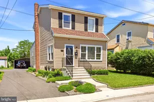 429 Hillcrest Ave, Glenolden, PA 19036 - Photo 1