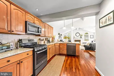 16 Grove Lane, Broomall, PA 19008 - Photo 6