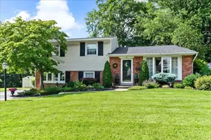 16 Grove Ln, Broomall, PA 19008 - Photo 1