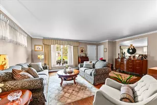16 Grove Ln, Broomall, PA 19008 - Photo 4