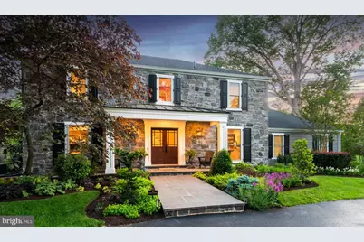 721 Governor Circle, Newtown Square, PA 19073 - Photo 2