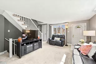 5242 Gramercy Dr, Clifton Heights, PA 19018 - Photo 4