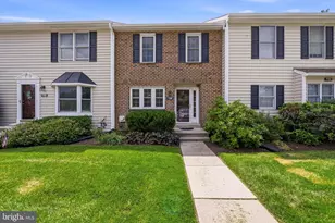1106 N Glen Dr, Glen Mills, PA 19342 - Photo 1
