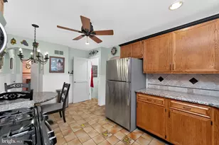 911 Shadeland Ave, Drexel Hill, PA 19026 - Photo 12