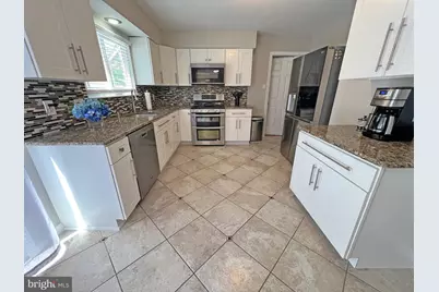 4206 Upland Drive, Upper Chichester, PA 19061 - Photo 8