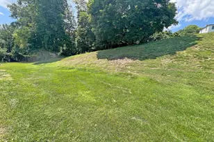 4206 Upland Dr, Upper Chichester, PA 19061 - Photo 54