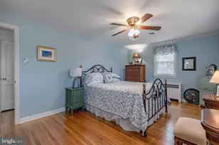 213 Oxford Hill Ln, Havertown, PA 19083 - Photo 24