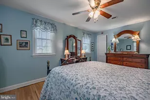 213 Oxford Hill Ln, Havertown, PA 19083 - Photo 20