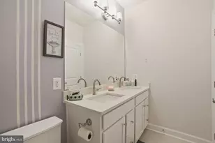 411 W Ponds Edge Dr, Media, PA 19063 - Photo 36