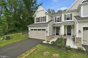 411 W Ponds Edge Dr, Media, PA 19063 - Photo 2