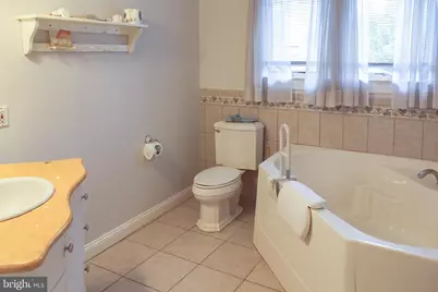 105 Robin Hood Lane, Aston, PA 19014 - Photo 10