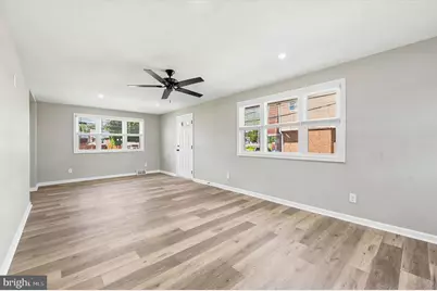18 W Madison Avenue, Clifton Heights, PA 19018 - Photo 12