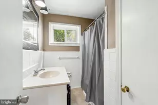 3773 Bridgewater Rd, Brookhaven, PA 19015 - Photo 12