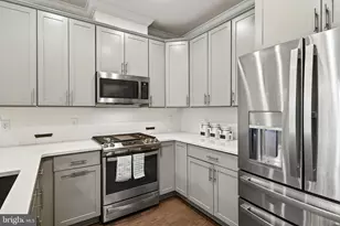 202 Charles Ellis Dr, Newtown Square, PA 19073 - Photo 14