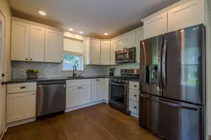 214 Parkview Dr, Broomall, PA 19008 - Photo 18