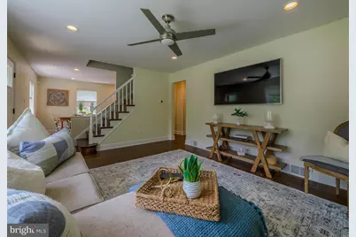 214 Parkview Drive, Broomall, PA 19008 - Photo 8
