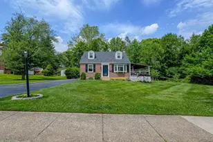 214 Parkview Dr, Broomall, PA 19008 - Photo 2