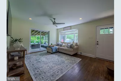 214 Parkview Drive, Broomall, PA 19008 - Photo 6