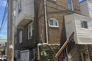 7242 Sansom St, Upper Darby, PA 19082 - Photo 4