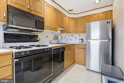 714 Oakwood Drive, Glenolden, PA 19036 - Photo 10
