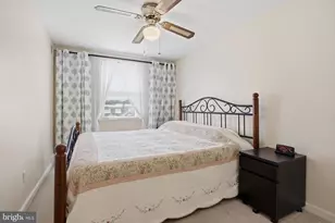 714 Oakwood Dr, Glenolden, PA 19036 - Photo 14