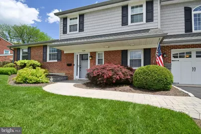708 Lincoln Drive, Brookhaven, PA 19015 - Photo 2