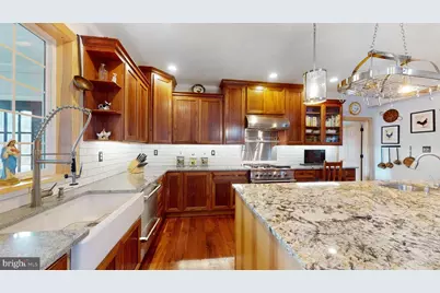 901 Crum Creek Rd, Broomall, PA 19008 - Photo 4